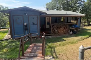 298 Desoto St, Jefferson, TX 75657 - Photo 20