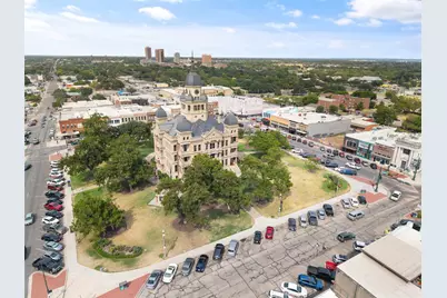 716 W Mulberry Street #1C, Denton, TX 76201 - Photo 32