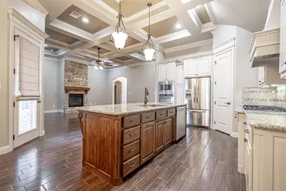 917 Joshua Court, Granbury, TX 76048 - Photo 10