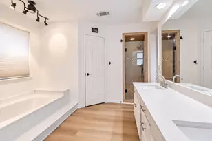 2108 Oakmeadow Pl, Bedford, TX 76021 - Photo 14