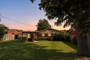 3438 Princeton Dr, Irving, TX 75062 - Photo 32