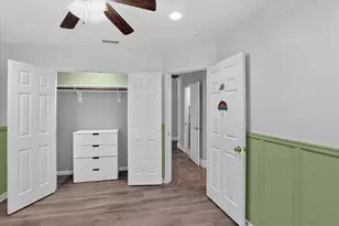 3041 Meadowbrook Dr, Grand Prairie, TX 75052 - Photo 22