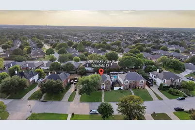 2903 Rocky Creek Drive, Mansfield, TX 76063 - Photo 2