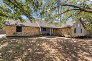 312 Trailwood Dr, Joshua, TX 76058 - Photo 1