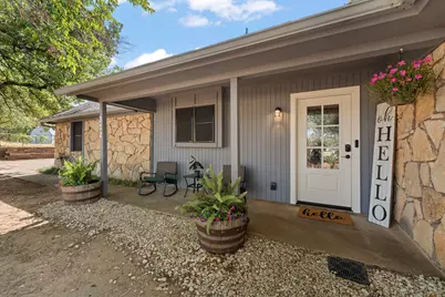 312 Trailwood Drive, Joshua, TX 76058 - Photo 4