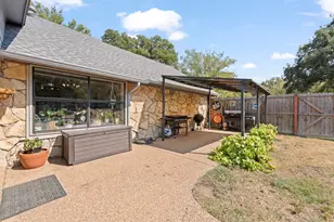 312 Trailwood Dr, Joshua, TX 76058 - Photo 34