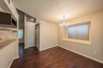 6402 Valleybrooke Court, Arlington, TX 76001 - Photo 6