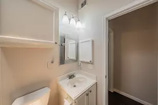 6402 Valleybrooke Ct, Arlington, TX 76001 - Photo 24