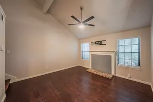 6402 Valleybrooke Ct, Arlington, TX 76001 - Photo 8