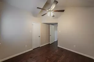 6402 Valleybrooke Ct, Arlington, TX 76001 - Photo 22