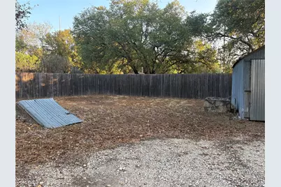 407 Paluxy Street, Glen Rose, TX 76043 - Photo 6