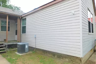 1609 N Locust St, Denton, TX 76201 - Photo 16