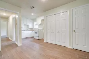 3537 Half Moon Dr, Fort Worth, TX 76111 - Photo 10