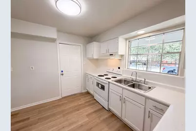 1229 King Drive, Bedford, TX 76022 - Photo 12