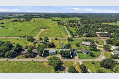 538 W Hughes Street, Collinsville, TX 76233 - Photo 4