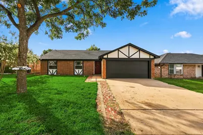 3113 Meadowmoor Street, Fort Worth, TX 76133 - Photo 1