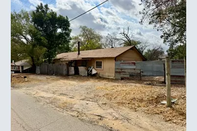 604 Moseley Street, Lake Dallas, TX 75065 - Photo 4
