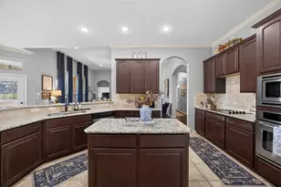225 Diamond Rose Dr, Burleson, TX 76028 - Photo 20