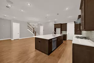 4126 Entrada Way, Dallas, TX 75219 - Photo 4