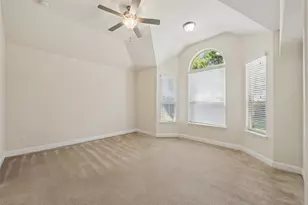 1374 Sandhurst Dr, Roanoke, TX 76262 - Photo 20