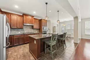 1374 Sandhurst Dr, Roanoke, TX 76262 - Photo 8