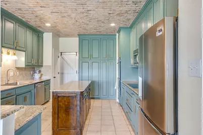 703 Country Club Drive, Joshua, TX 76058 - Photo 16