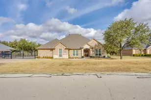 703 Country Club Dr, Joshua, TX 76058 - Photo 1