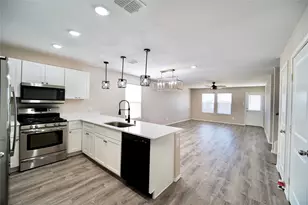 2921 Bronte Blvd, Heartland, TX 75126 - Photo 2