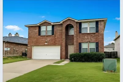 8431 Redheart Street, Arlington, TX 76002 - Photo 2
