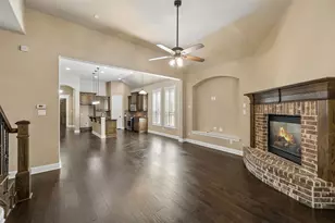 419 San Marcos Dr, Irving, TX 75039 - Photo 12
