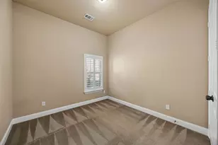 419 San Marcos Dr, Irving, TX 75039 - Photo 22