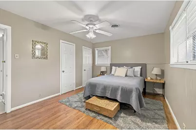 1111 Elmwood Street, Gainesville, TX 76240 - Photo 16