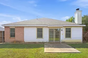 815 Breanna Way, Glenn Heights, TX 75154 - Photo 18