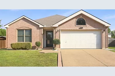 815 Breanna Way, Glenn Heights, TX 75154 - Photo 1