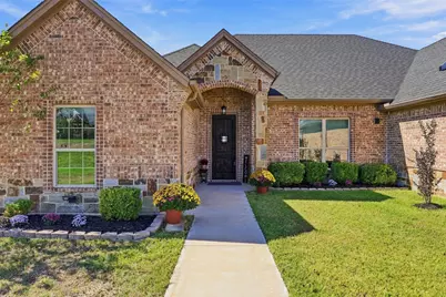 139 Stanford Lane, Springtown, TX 76082 - Photo 2