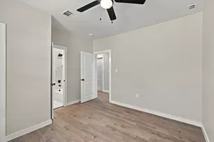 2014 Berwick Ave, Dallas, TX 75203 - Photo 18