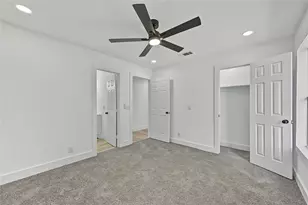 940 E Tucker St, Fort Worth, TX 76104 - Photo 12