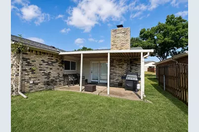 2930 Furneaux Lane, Carrollton, TX 75007 - Photo 32