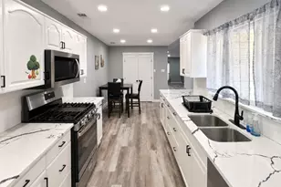 2930 Furneaux Ln, Carrollton, TX 75007 - Photo 18