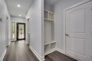 810 Euclid St, Cleburne, TX 76033 - Photo 4