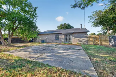 7012 Lincolnshire Lane, North Richland Hills, TX 76182 - Photo 26