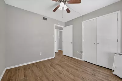 7012 Lincolnshire Lane, North Richland Hills, TX 76182 - Photo 12
