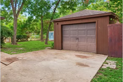 10313 Pinecrest Drive, Dallas, TX 75228 - Photo 26