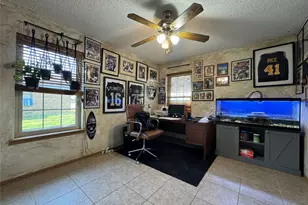 745 42nd St SW, Paris, TX 75460 - Photo 10