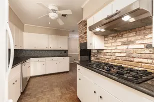 8419 Bocowood Dr, Dallas, TX 75228 - Photo 2