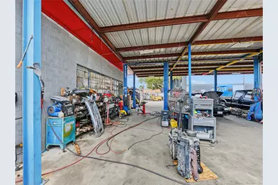 8212 White Settlement Road, White Settlement, TX 76108 - Photo 14