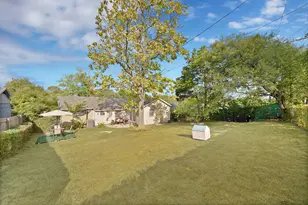 1258 Hidden Valley Dr, Dallas, TX 75241 - Photo 18
