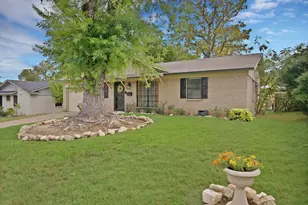 1258 Hidden Valley Dr, Dallas, TX 75241 - Photo 2