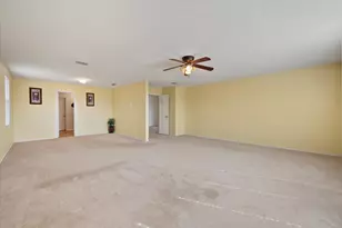 511 Travis Ranch Tr, Arlington, TX 76002 - Photo 18