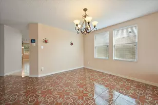 511 Travis Ranch Tr, Arlington, TX 76002 - Photo 10